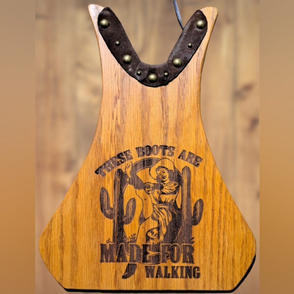 Custom engraved boot jack